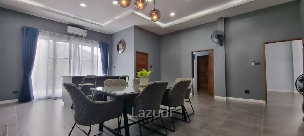 3 Beds 6 Baths 504 SQ.M. Sinthaweesap Village
