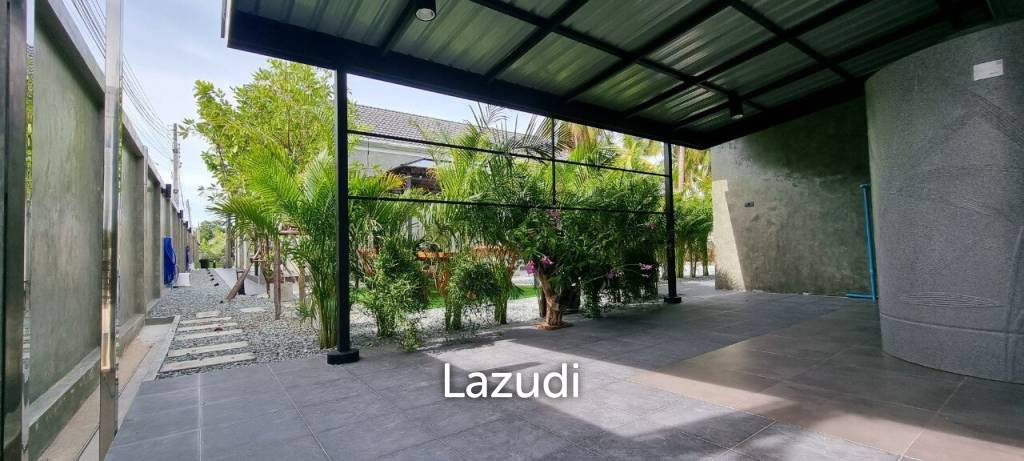 3 Beds 6 Baths 504 SQ.M. Sinthaweesap Village