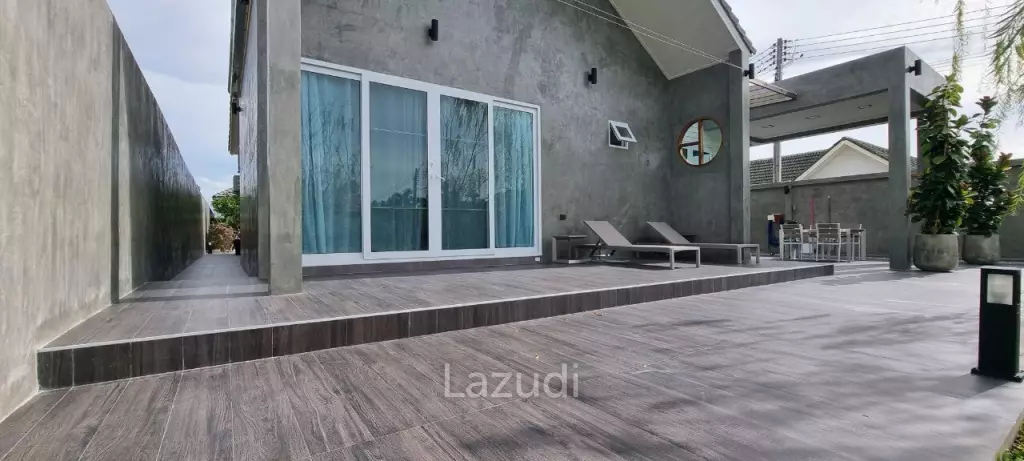 3 Beds 6 Baths 504 SQ.M. Sinthaweesap Village