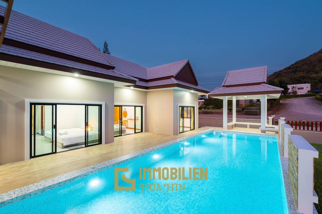 3 Beds 4 Baths 264.70 SQ.M  Villa Hill Hua Hin - Pranburi