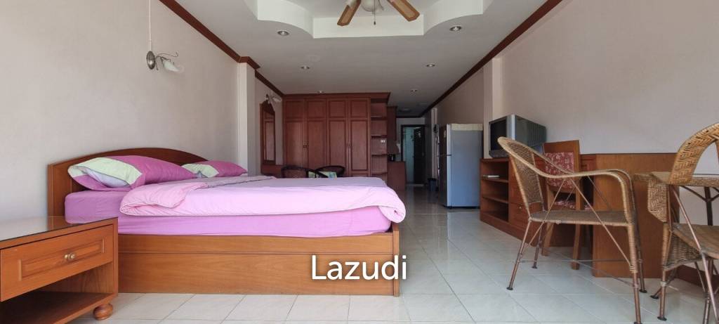 6 Rooms 8 Baths 316 SQ.M. Apartment in Pratumnak