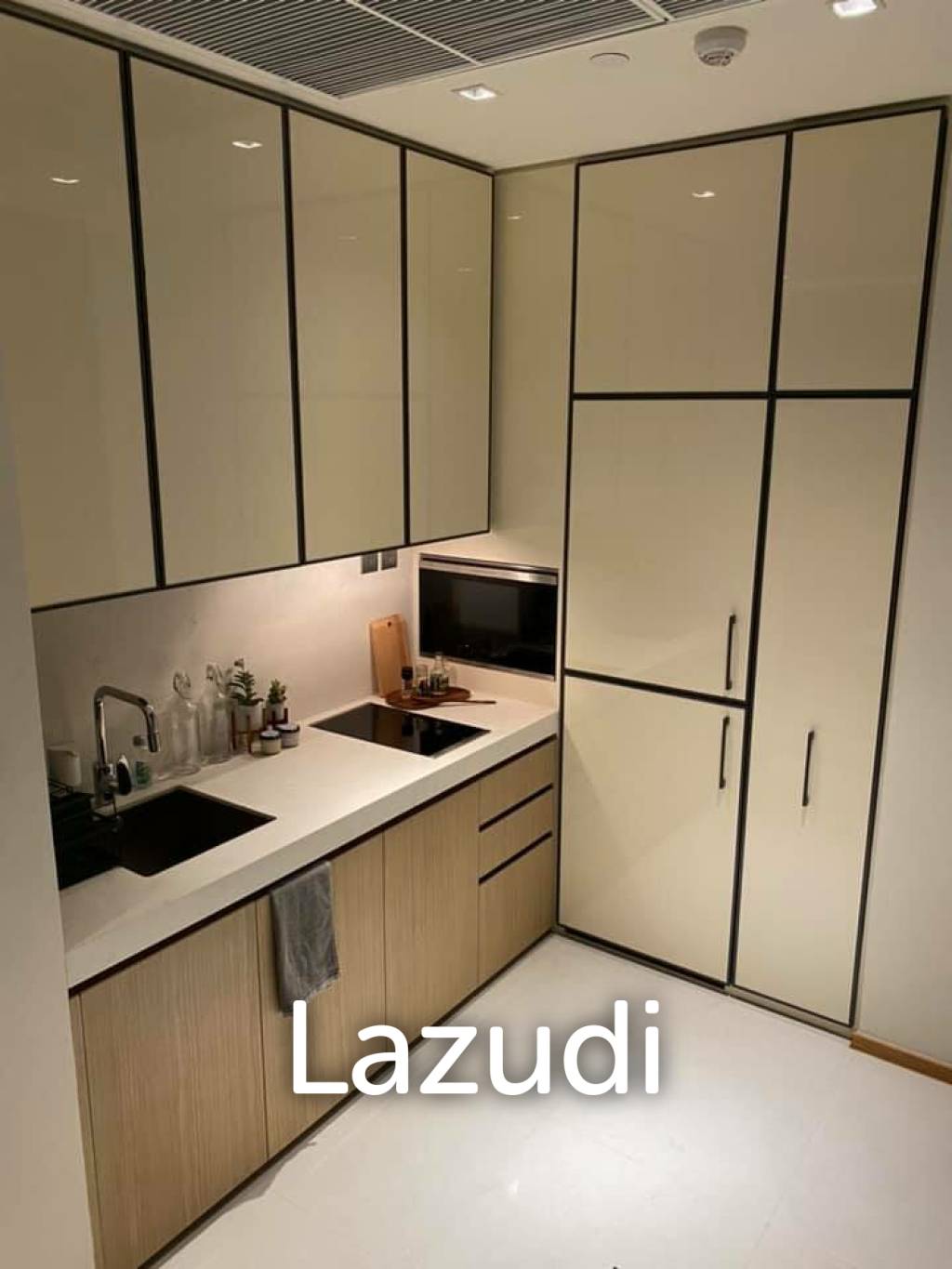 1 Bed 1 Bath 43 SQ.M BEATNIQ Sukhumvit 32