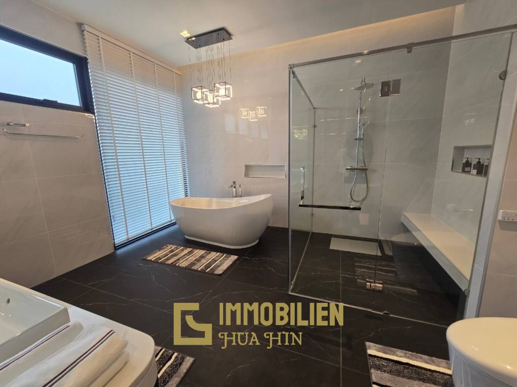 2,400 m² 4 Chambre 5 Salle de bain Villa Pour Vente