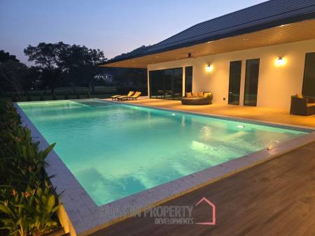 PALM HILLS HOMES  : 4 bed luxury pool villa with Lifetime Golf Membership