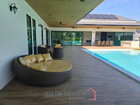 PALM HILLS HOMES  : 4 bed luxury pool villa with Lifetime Golf Membership