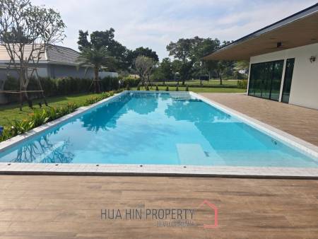 PALM HILLS HOMES  : 4 bed luxury pool villa with Lifetime Golf Membership
