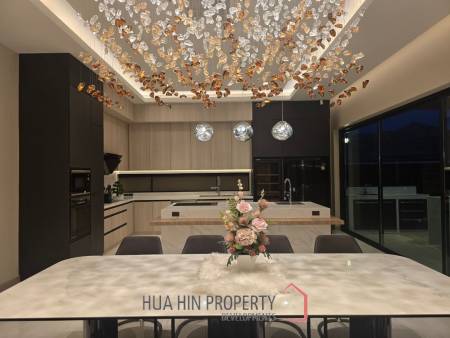 PALM HILLS HOMES  : 4 bed luxury pool villa with Lifetime Golf Membership