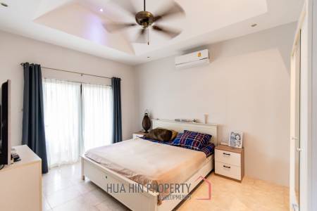 SMART HOUSE VILLAGE 2 : beautiful 3 bed pool villa with sauna and large garden