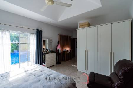 SMART HOUSE VILLAGE 2 : beautiful 3 bed pool villa with sauna and large garden