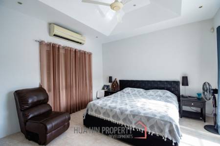 SMART HOUSE VILLAGE 2 : beautiful 3 bed pool villa with sauna and large garden