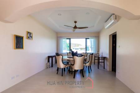 3 bed independent pool villa west of the city