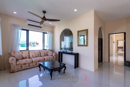 3 bed independent pool villa west of the city