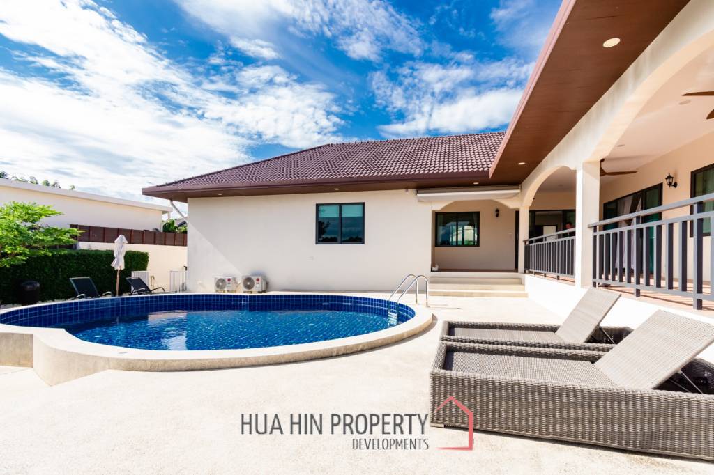 3 bed independent pool villa west of the city