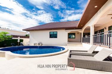 3 bed independent pool villa west of the city
