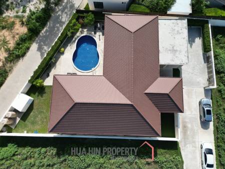 3 bed independent pool villa west of the city