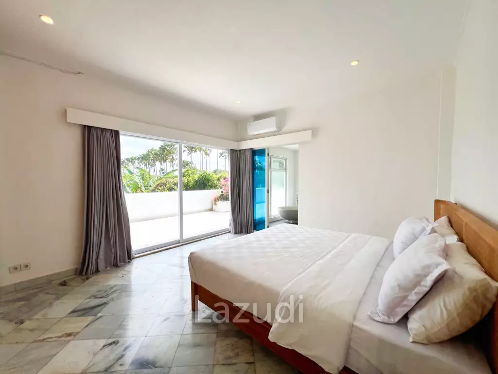 SPACIOUS FREEHOLD VILLA IN SEMINYAK, MOMENTS FROM PETITENGET BEACH