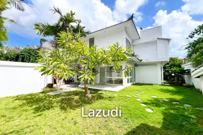 STYLISH SEMINYAK VILLA WITH SPACIOUS LIVING AND POOL