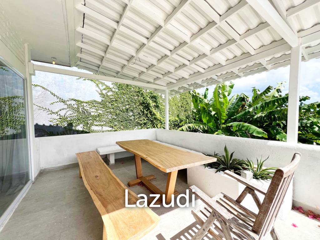 STYLISH SEMINYAK VILLA WITH SPACIOUS LIVING AND POOL