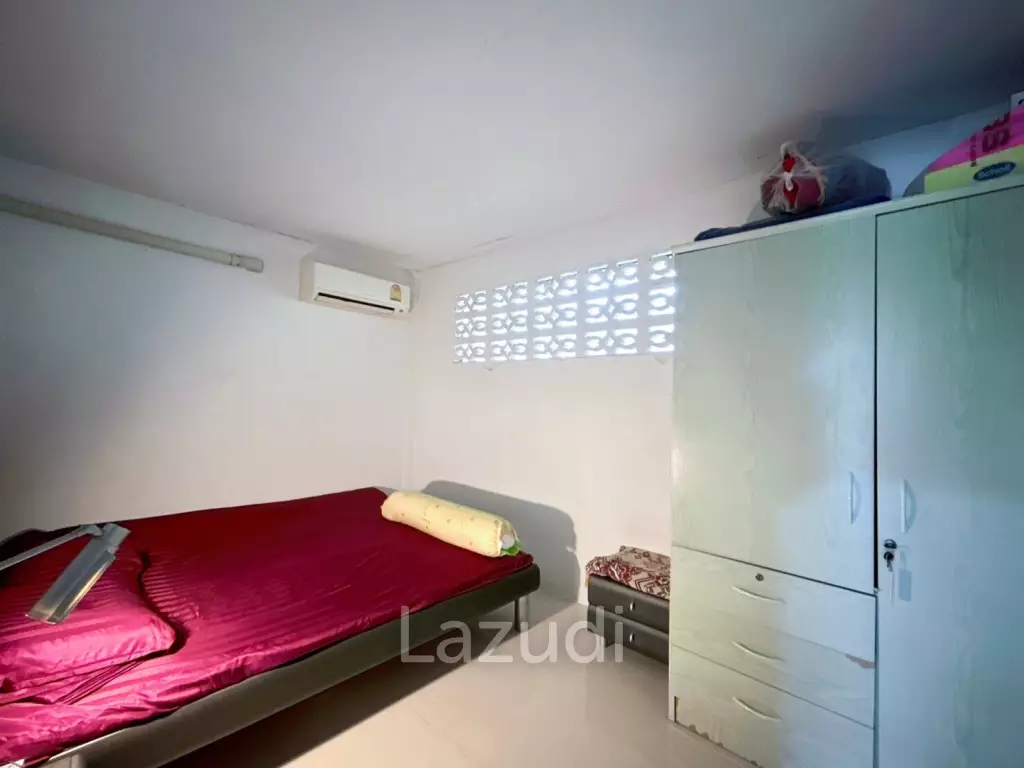 Serene Farm Life in Cha Am : 4-Bedroom Home on 2 Rai