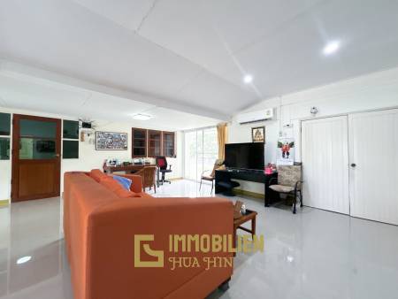 3,200 metro cuadrado 4 ` Casa de Venta