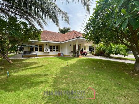 Serene Farm Life in Cha Am : 4-Bedroom Home on 2 Rai