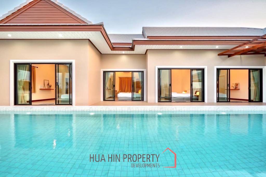 3 Beds 4 Baths 264.70 SQ.M Villa Hill Hua Hin - Pranburi