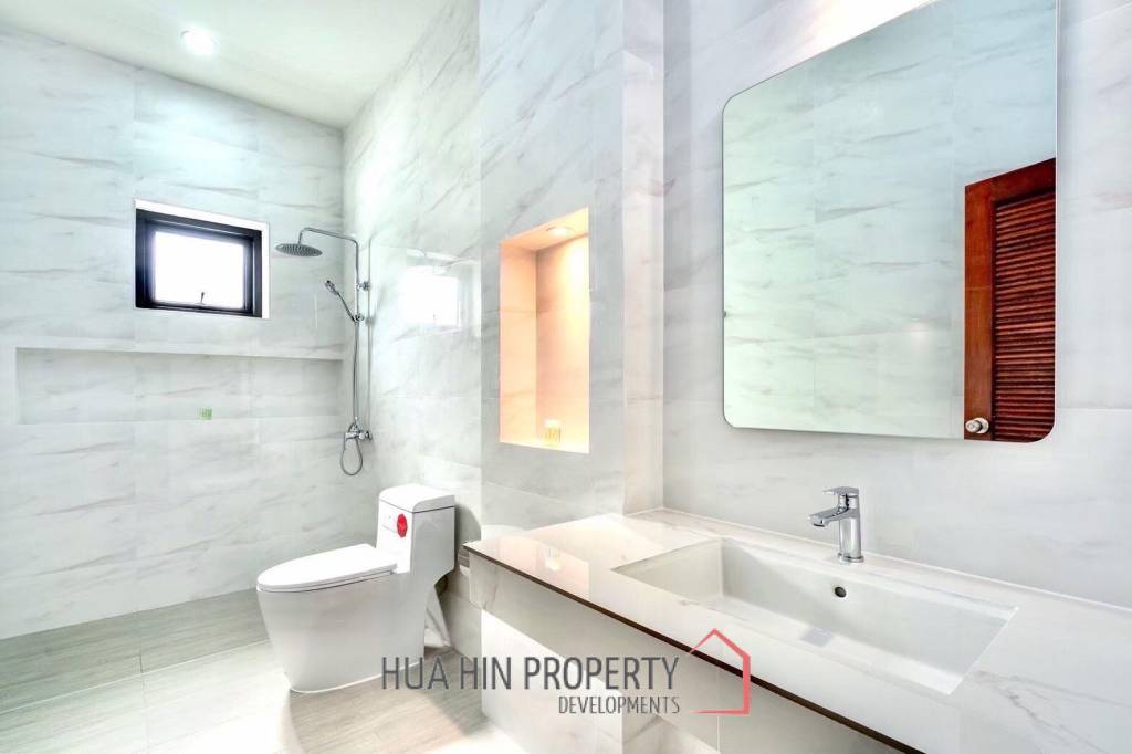 3 Beds 4 Baths 227.90 SQ.M Villa Hill Hua Hin - Pranburi