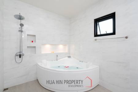 3 Beds 4 Baths 227.90 SQ.M Villa Hill Hua Hin - Pranburi