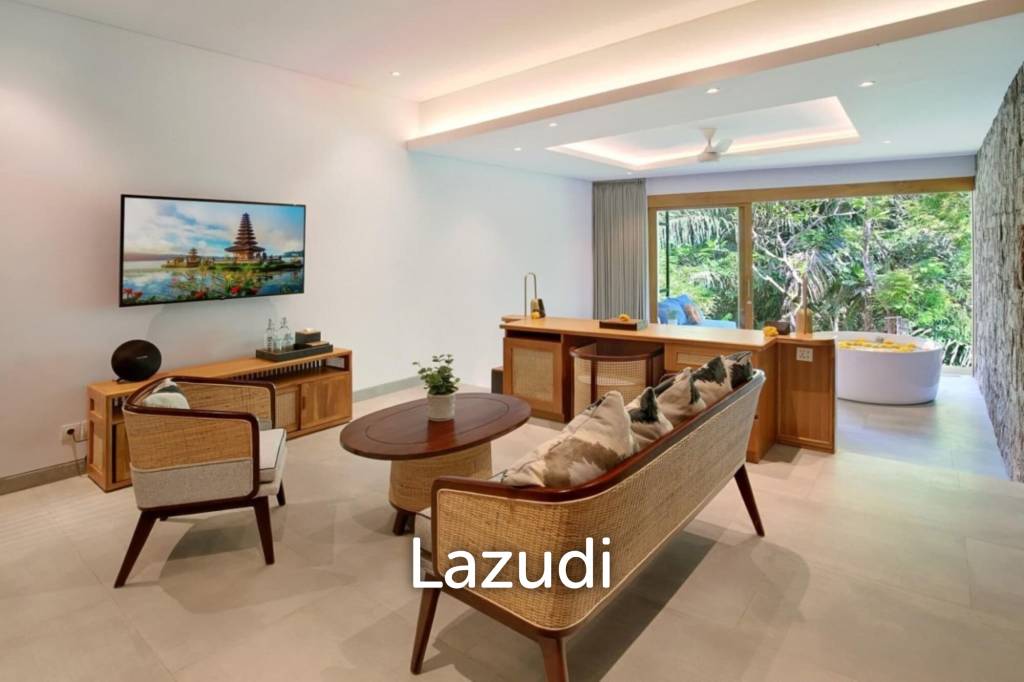 COSY VILLA RETREAT WITH FOREST VIEW AND JACUZZI IN UBUD
