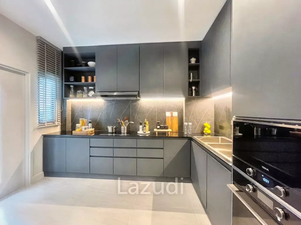 4 Bed 5 Bath 369 SQ.M Airi Sukhumvit Bangna KM.5