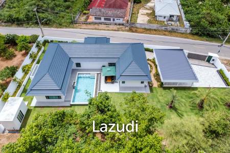 Luxury Modern Single-storey villa with Mountain views near Banyan golf course