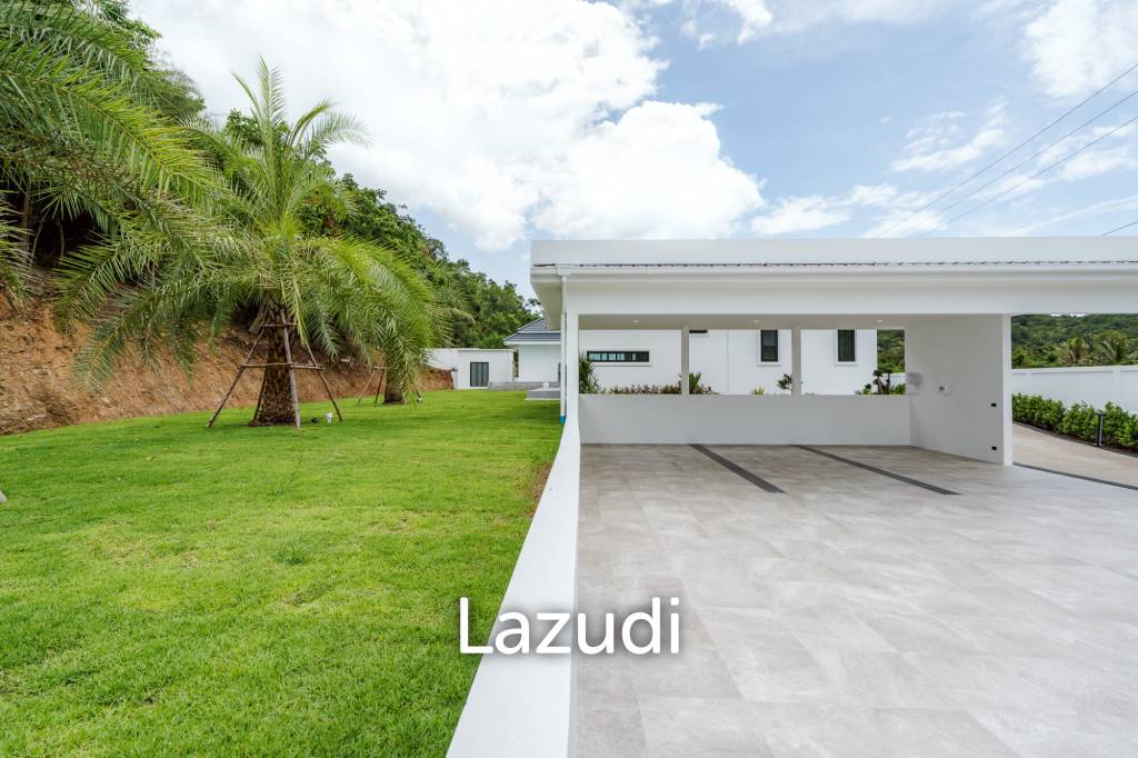 Luxury Modern Single-storey villa with Mountain views near Banyan golf course