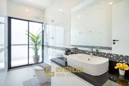 1,600 metro cuadrado 3 ` 4 Baño Villa de Venta