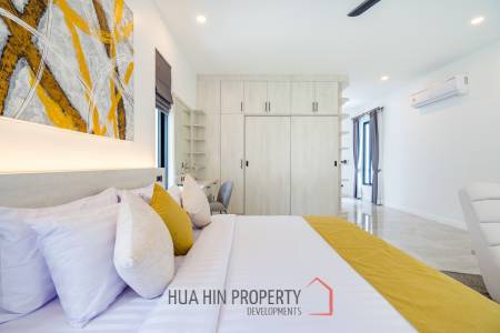 Luxury Modern Single-storey villa with Mountain views near Banyan golf course