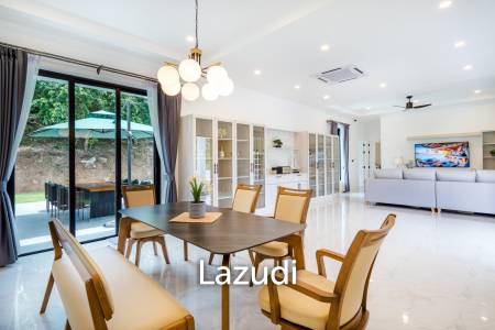 Luxury Modern Single-storey villa with Mountain views near Banyan golf course