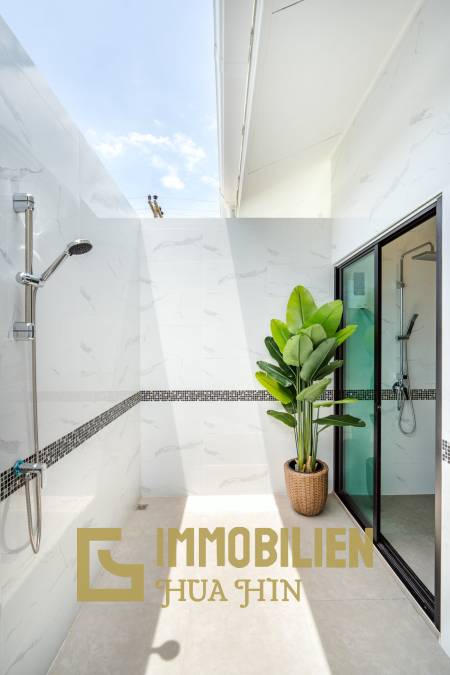 1,600 metro cuadrado 3 ` 4 Baño Villa de Venta