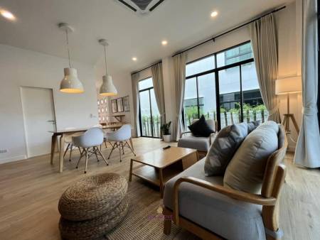 Japanese Loft 3-Bedroom House For Rent In Koh Kaew