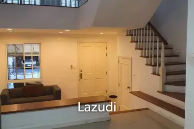 Premium Home Office for Sale in Rama 9