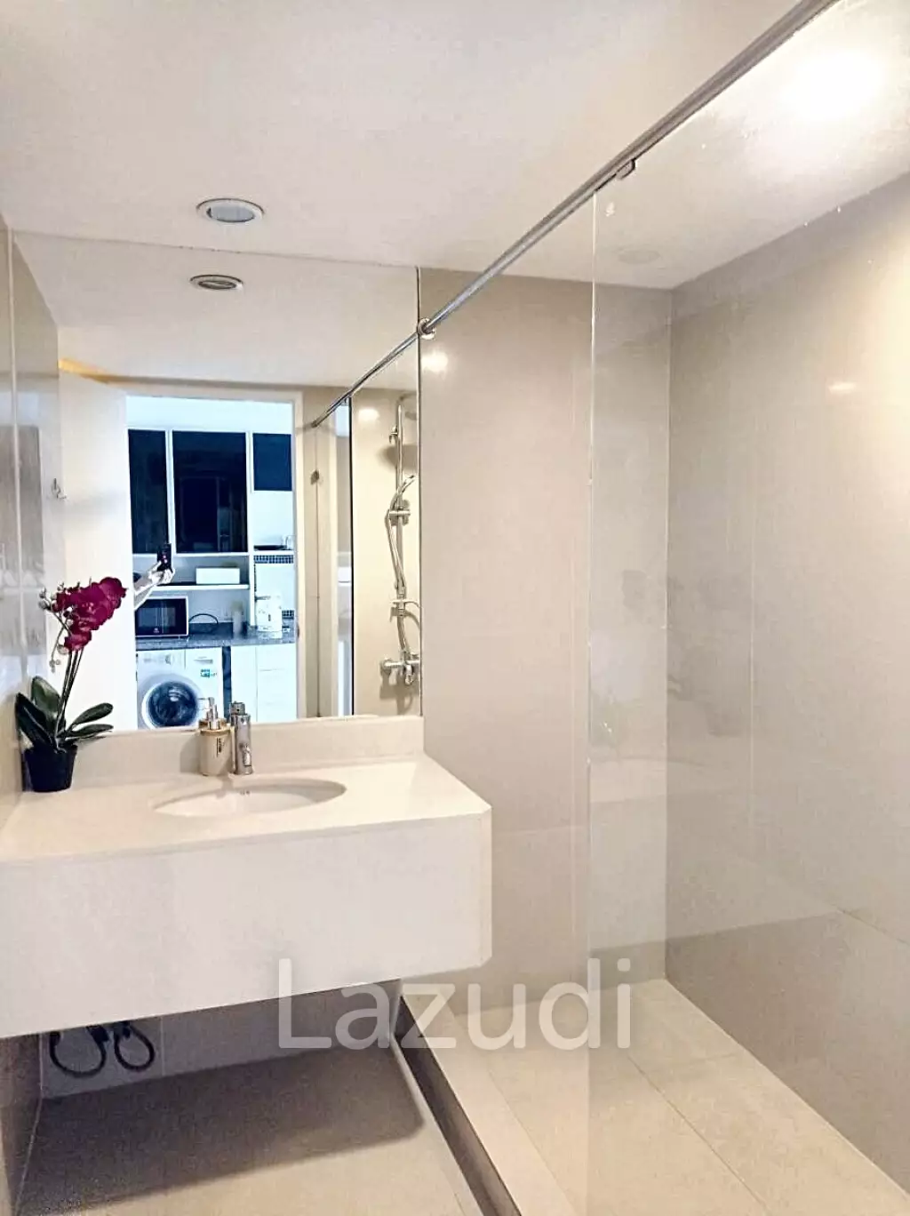 Studio 1 Bath 35 SQ.M The Trendy Condominium