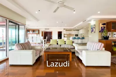 2 Beds 4 Baths 253.35 SQ.M. Baan Haad U Thong