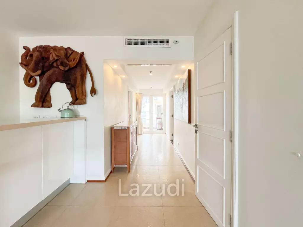 2 Beds 4 Baths 253.35 SQ.M. Baan Haad U Thong