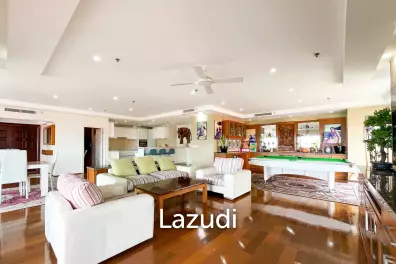 2 Beds 4 Baths 253.35 SQ.M. Baan Haad U Thong