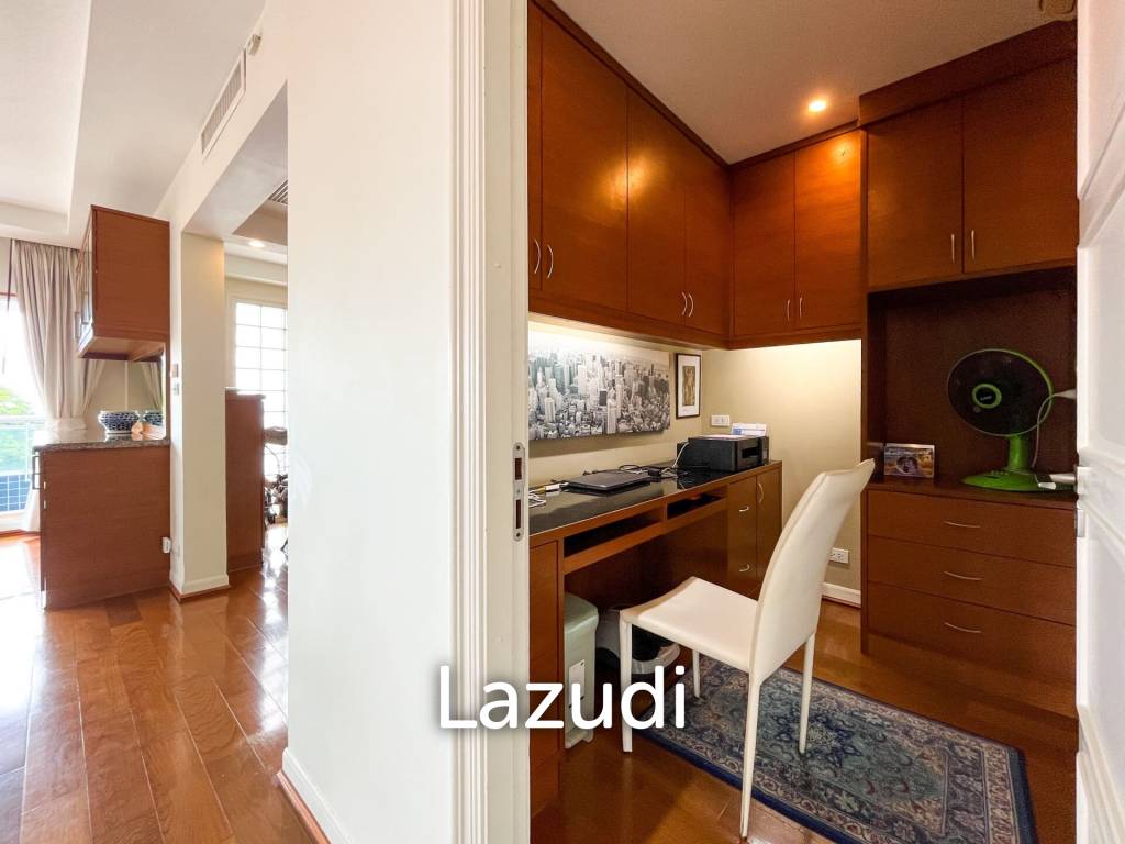 2 Beds 4 Baths 253.35 SQ.M. Baan Haad U Thong