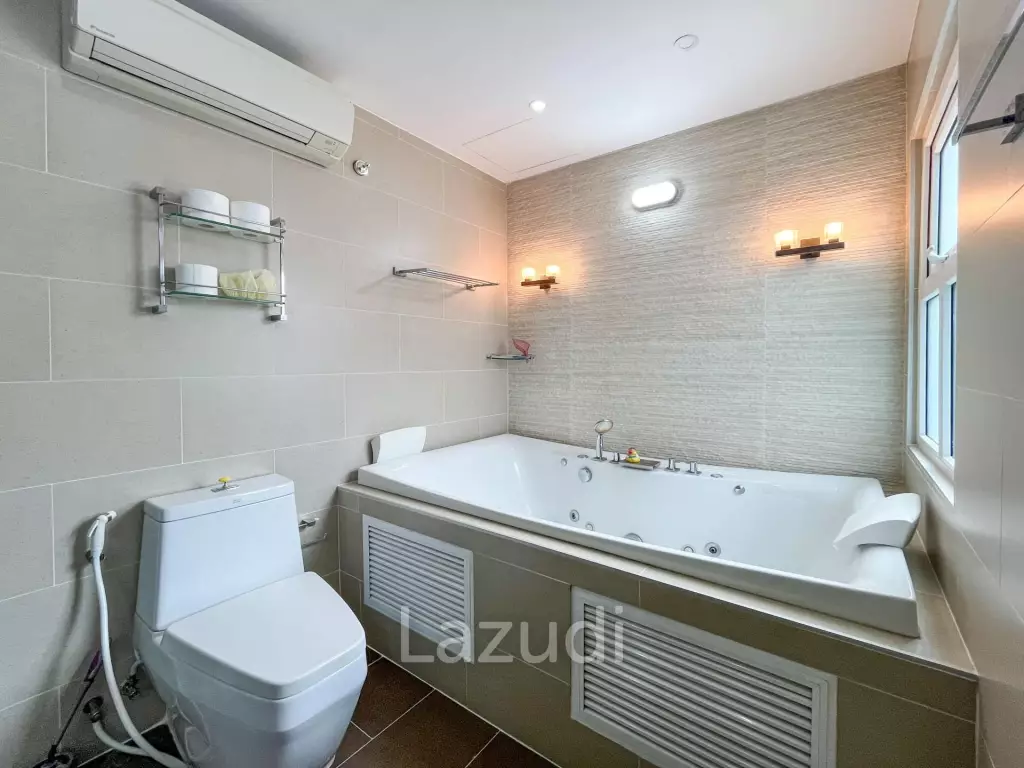 2 Beds 4 Baths 253.35 SQ.M. Baan Haad U Thong