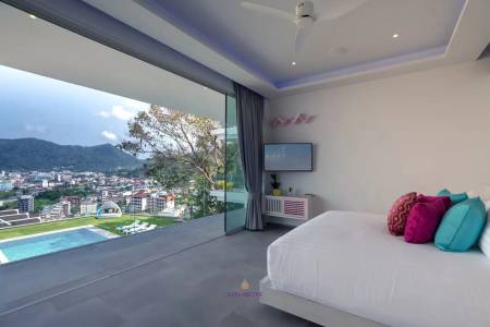 Modern Luxury 5-bedroom Seaview Villa In The Heart Of Patong