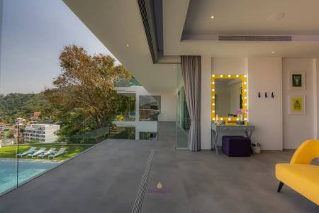 Modern Luxury 5-bedroom Seaview Villa In The Heart Of Patong