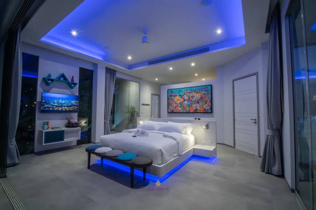 Modern Luxury 5-bedroom Seaview Villa In The Heart Of Patong