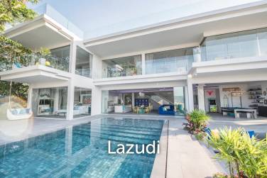 Modern Luxury 5-bedroom Seaview Villa In The Heart Of Patong