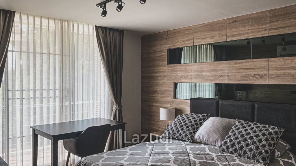 Two Bedrooms Corner Unit, Foreign Quota Peaks Garden