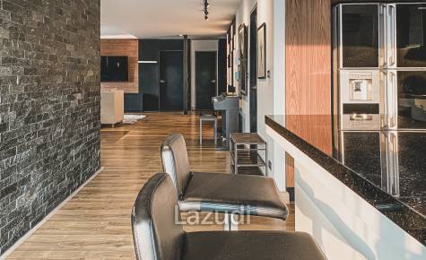 Two Bedrooms Corner Unit, Foreign Quota Peaks Garden